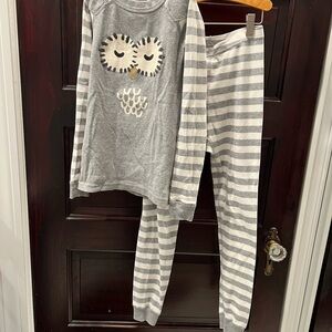 Hanna Andersson Gray and White Owl Pajama Set